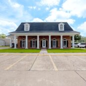 A ground level photo of the First Federal Bank of Louisiana Oakdale Branch located at 222 S. 10th St. in Oakdale, Louisiana.